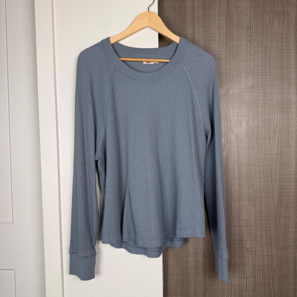 Faherty Legend Waffle Knit Crew in Tradewinds Blue Long Sleeve Top Size XL - Picture 3 of 12